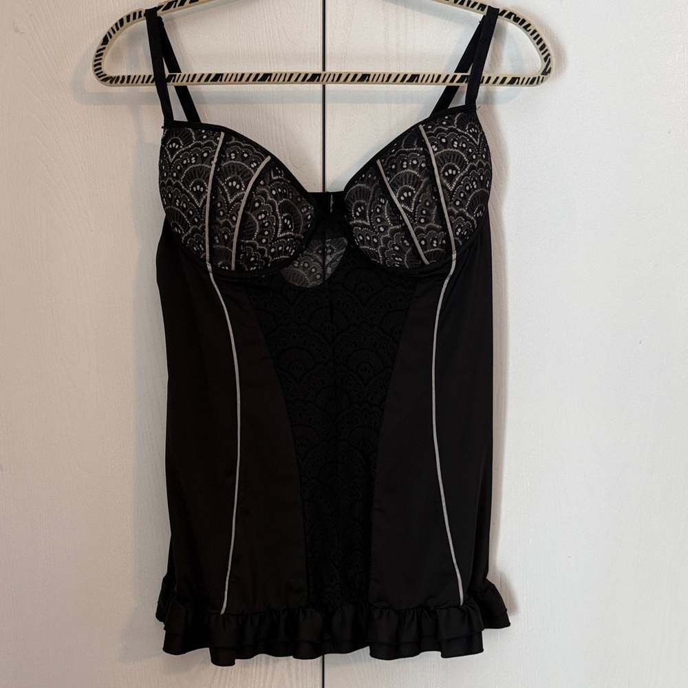Black Lace Ruffled Trim Nightgown